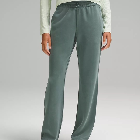 lululemon athletica Pants - Softstreme Pant * Regular Length, Size 6, Forest Green NWOT